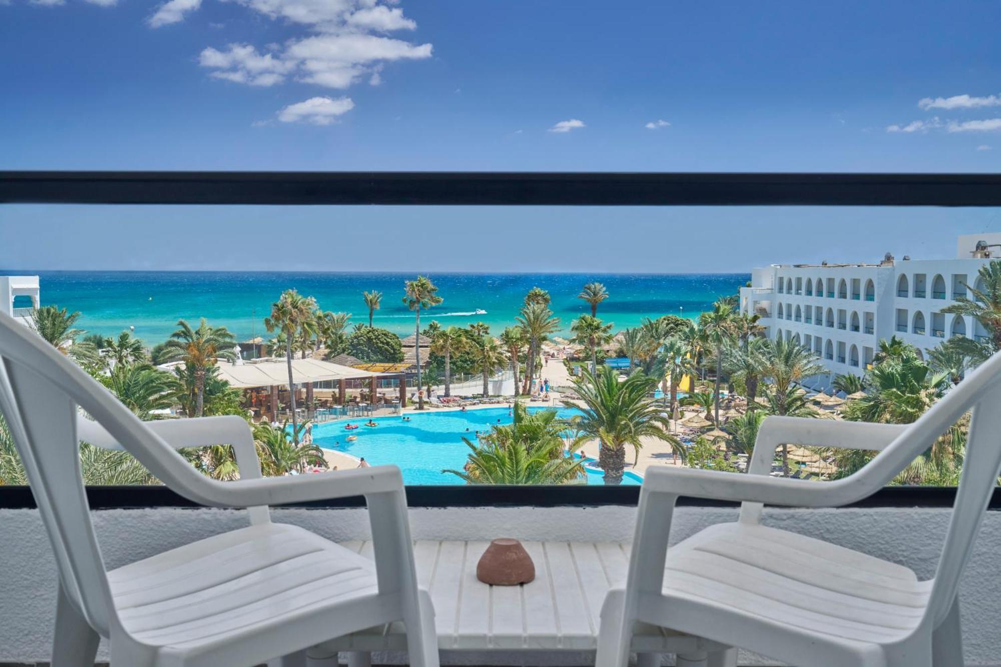 Resort Nozha & 4*